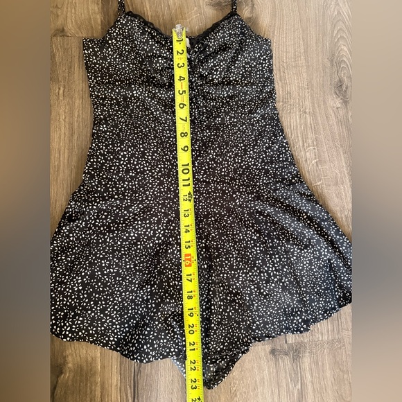 Princess Polly Rada romper - Picture 4 of 7